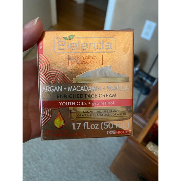 NIB BIELENDA ARGAN + MACADAMIA + MARULA + RETINOL ENRICHED FACE CREAM 50ml - Picture 3 of 10